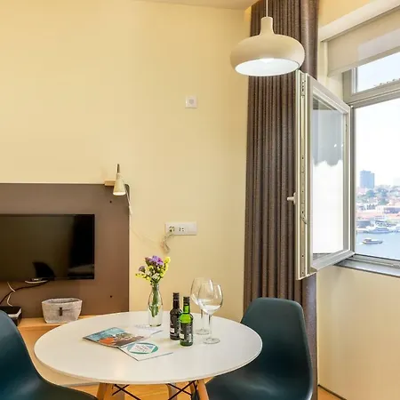 Feel Codecal Apartment Porto