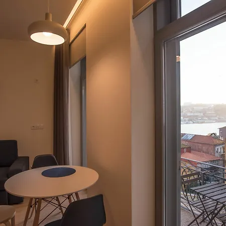 Feel Codecal Apartment Porto