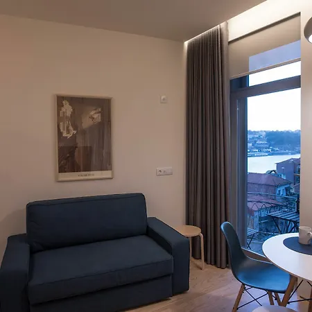 Feel Codecal * 波尔图